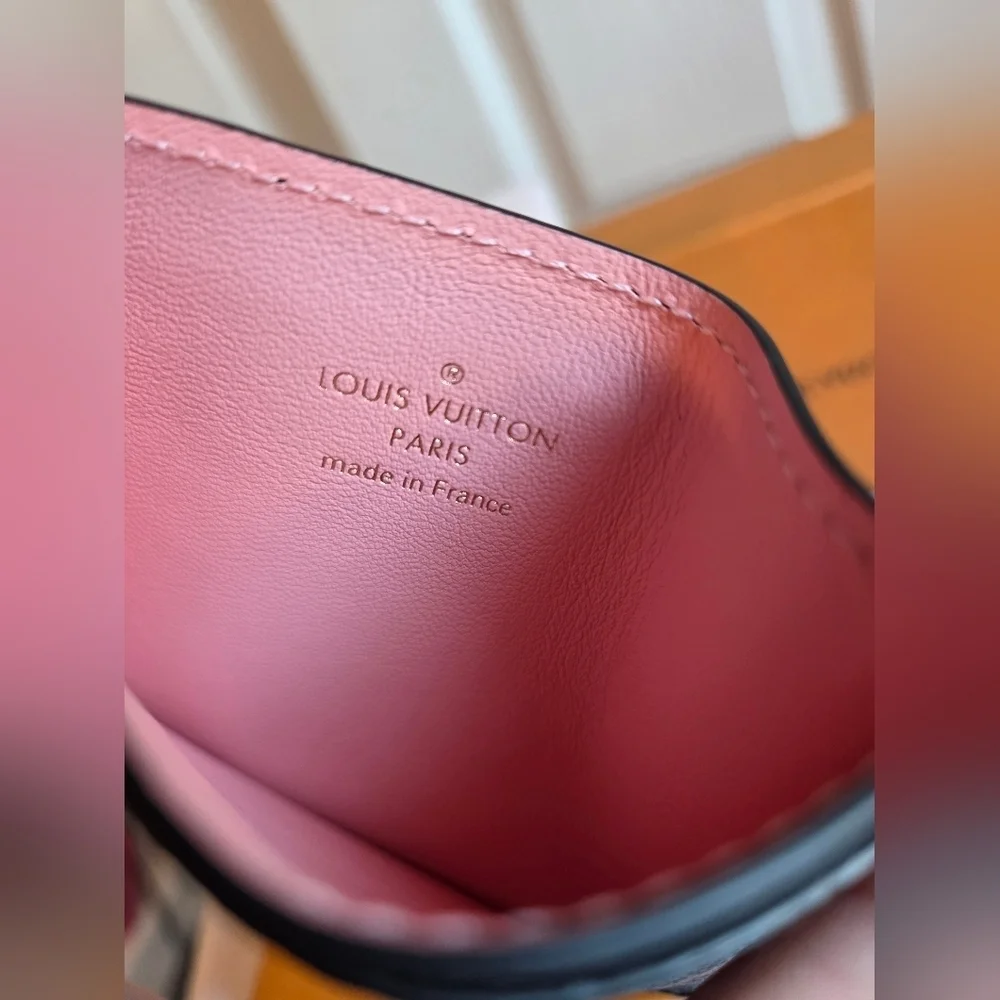 Louis Vuitton Card Holder – Fall for You Black Pink